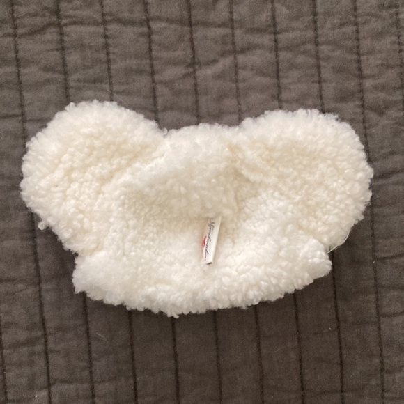 Puppy dog Sweater, Hat & Kong Bone - Picture 6 of 11